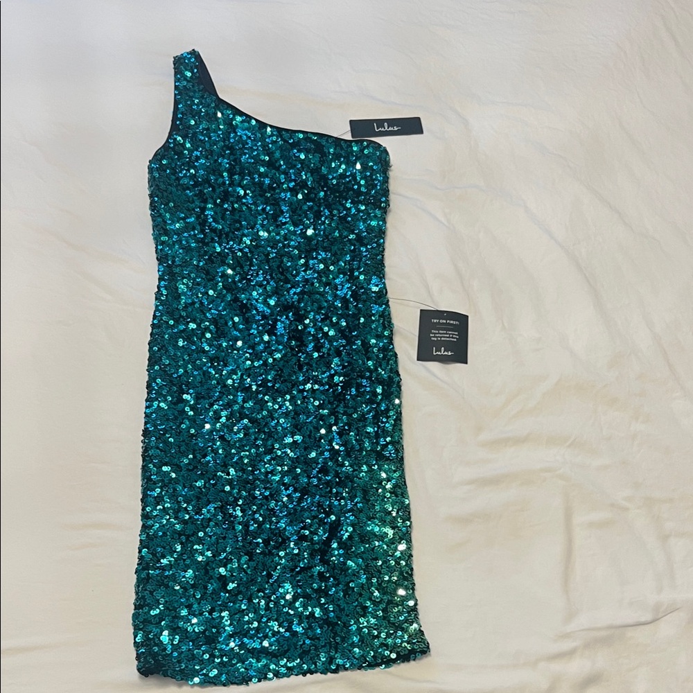 Lulu's Emerald Sequin One-Shoulder Dress
